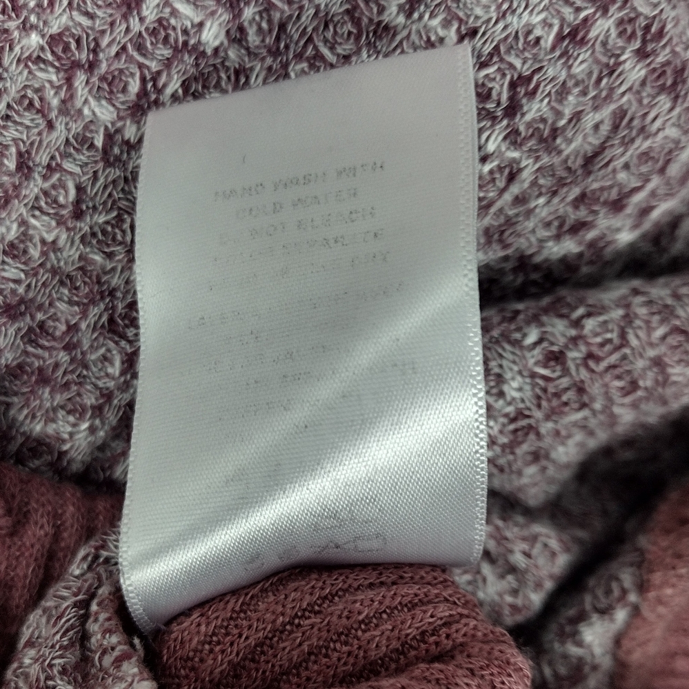 Eri + Ali Lightweight Top - Picture 4 of 4